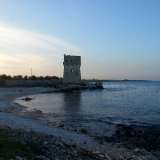 La prima tappa del nostro viaggio ci conduce a Molfetta. Una volta arrivati nei pressi della litoranea a nord del centro, � necessario imboccare strada vicinale San Giacomo, una lunga e stretta via che prima attraversa le campagne e poi costeggia il mare, interrompendosi poco prima di Torre Calderina